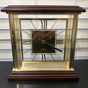 Bulova Vintage Quartz Desk Mantle Clock  8x8 Gold And Cherry